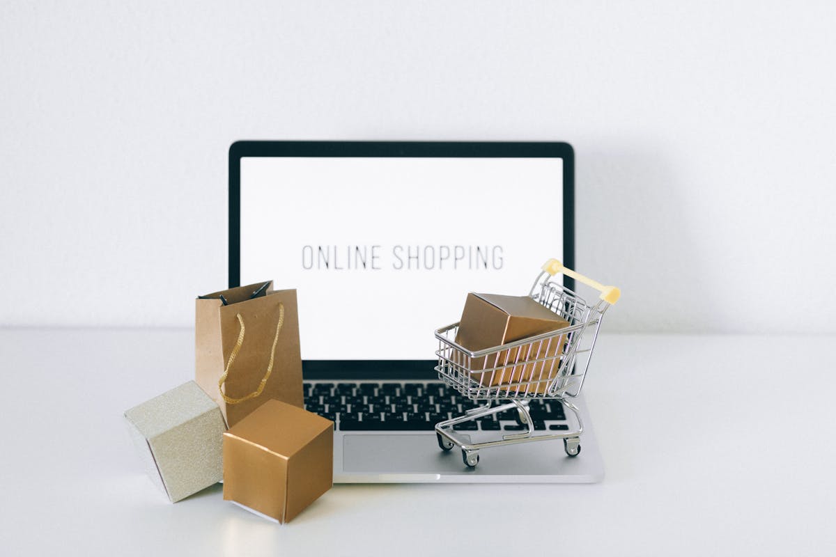 Κατασκευή eshop - ηλεκτρονικό κατάστημα με κούτες παραγγελιών